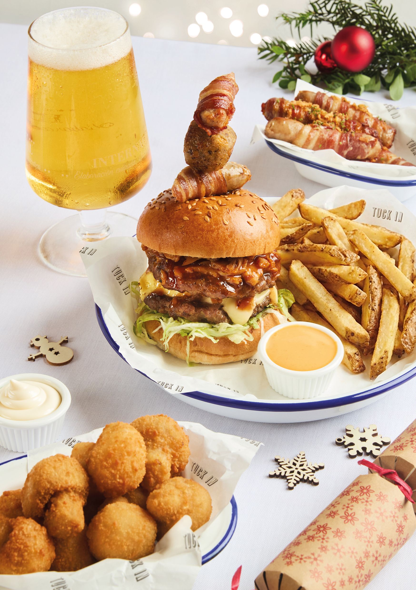 Festive Lunch & Dinner at The Seagull Hotel in Porthcawl